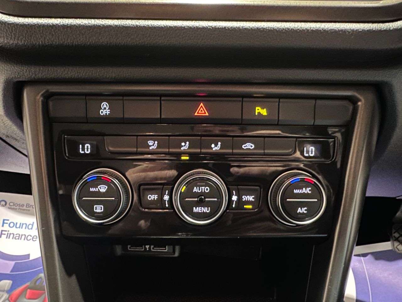 2018 VOLKSWAGEN T-ROC 2018 VOLKSWAGEN T-ROC