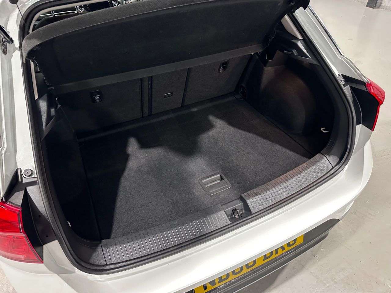 2018 VOLKSWAGEN T-ROC 2018 VOLKSWAGEN T-ROC