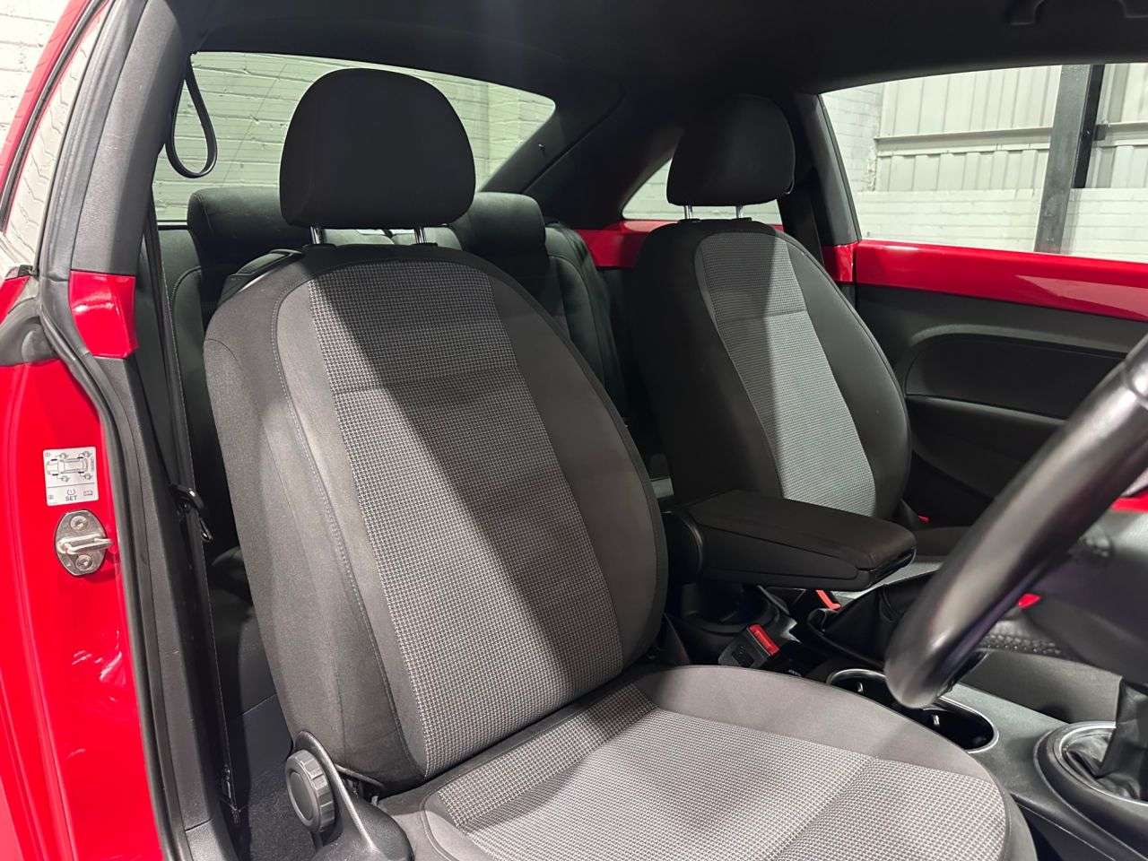 2016 VOLKSWAGEN BEETLE 2016 VOLKSWAGEN BEETLE