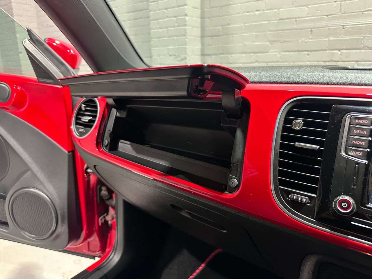 2016 VOLKSWAGEN BEETLE 2016 VOLKSWAGEN BEETLE