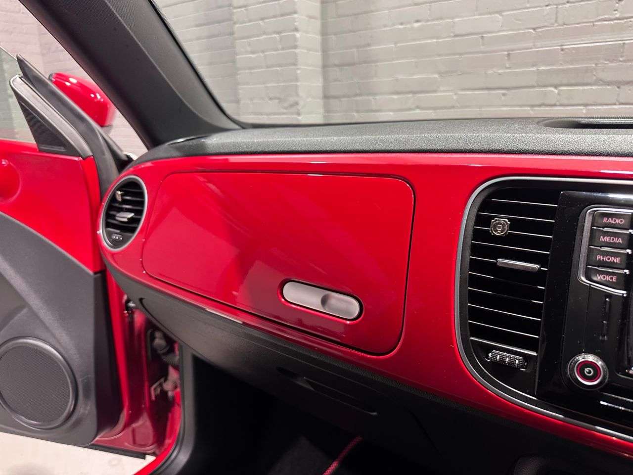 2016 VOLKSWAGEN BEETLE 2016 VOLKSWAGEN BEETLE