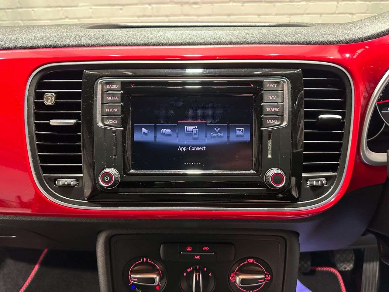 2016 VOLKSWAGEN BEETLE 2016 VOLKSWAGEN BEETLE