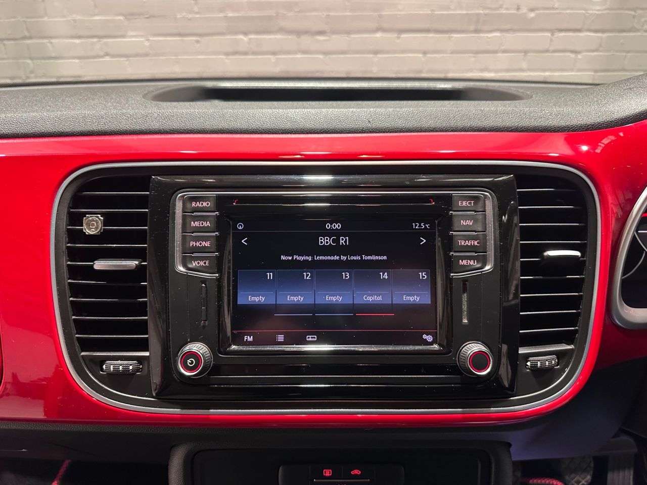 2016 VOLKSWAGEN BEETLE 2016 VOLKSWAGEN BEETLE