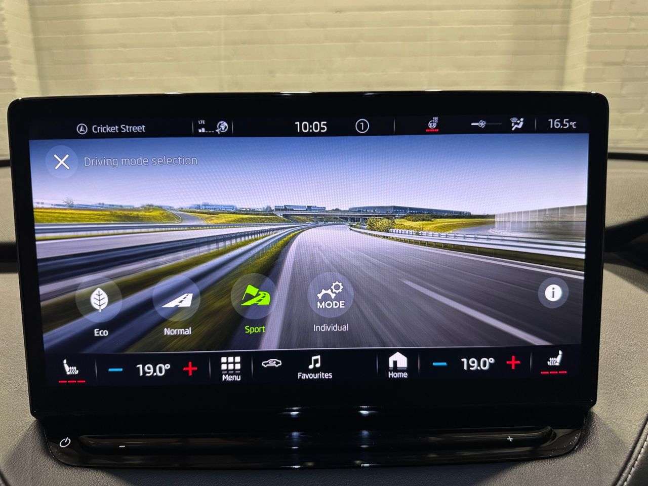 2022 SKODA ENYAQ 2022 SKODA ENYAQ