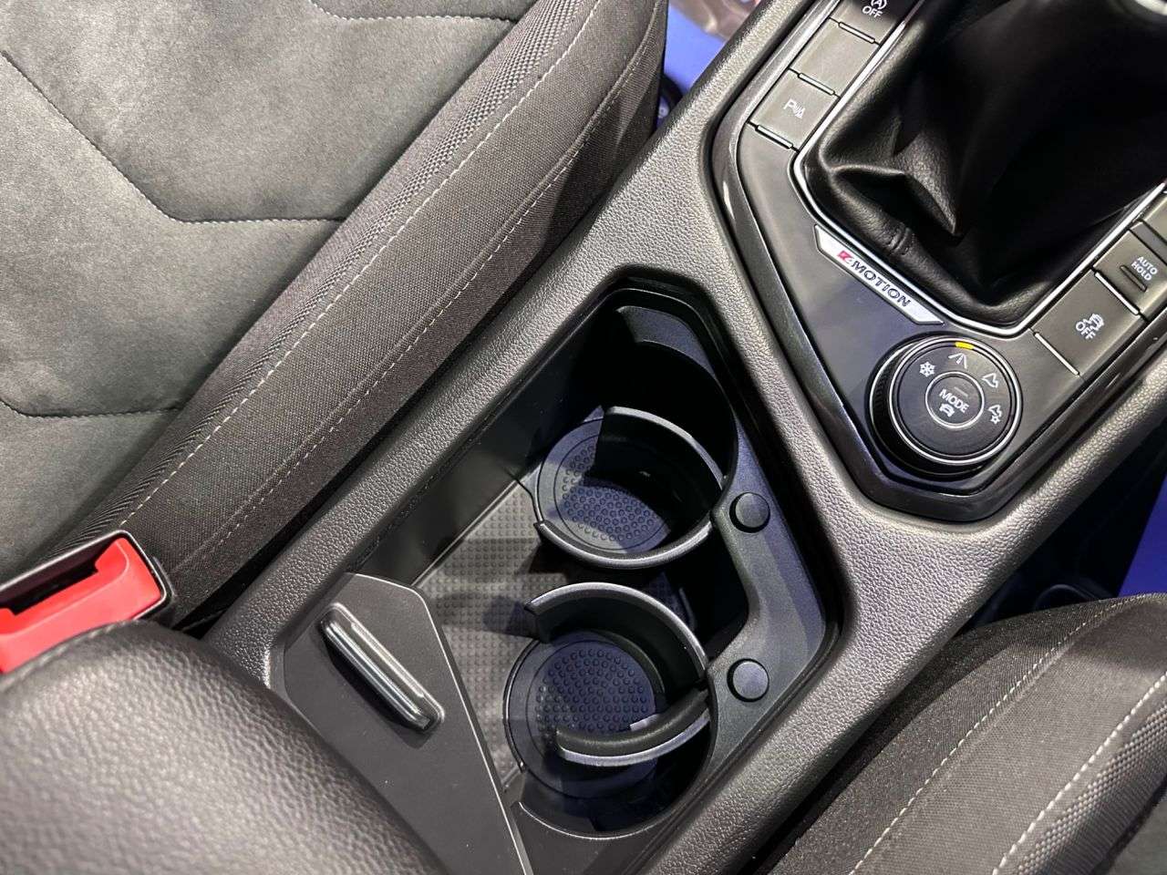 2016 VOLKSWAGEN TIGUAN 2016 VOLKSWAGEN TIGUAN