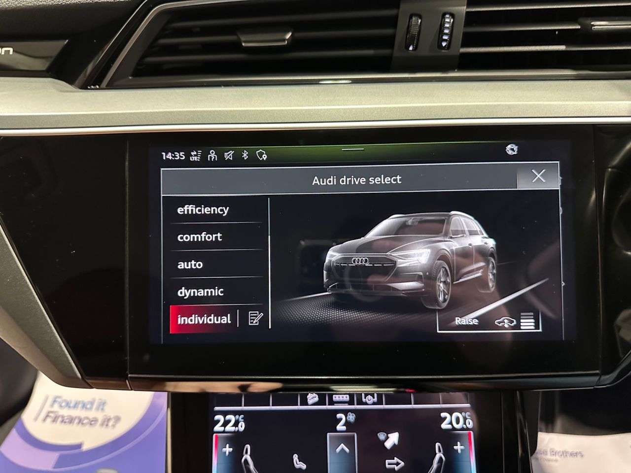 2021 AUDI E-TRON 2021 AUDI E-TRON