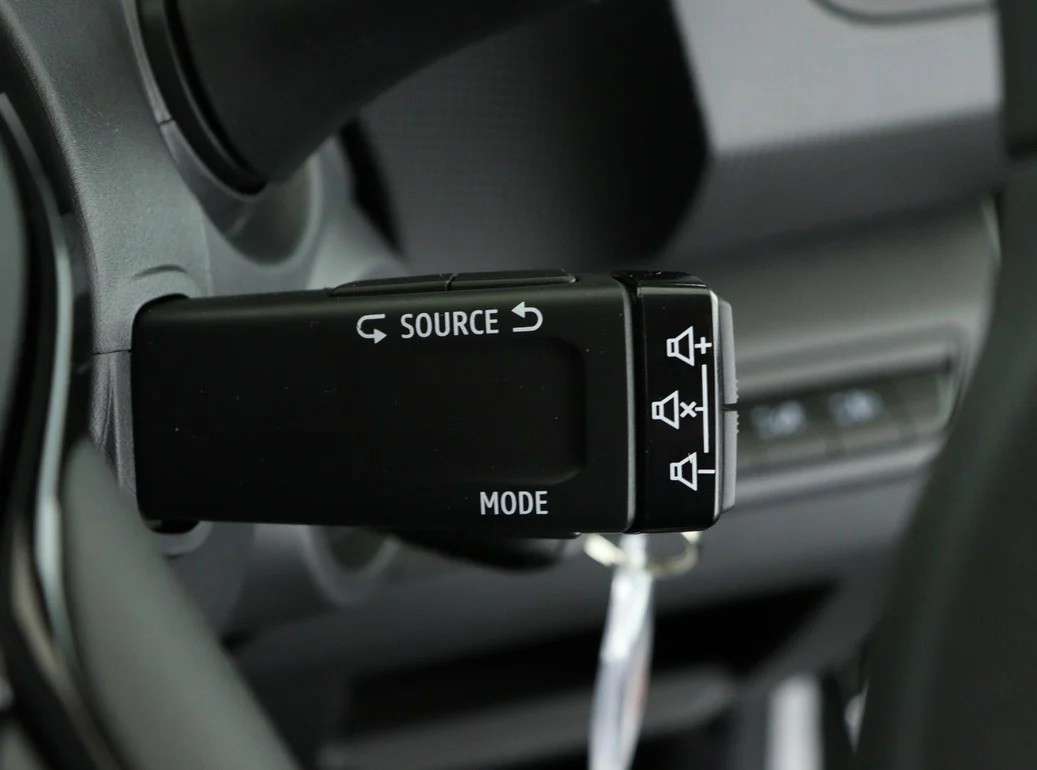 null RENAULT TRAFIC null RENAULT TRAFIC