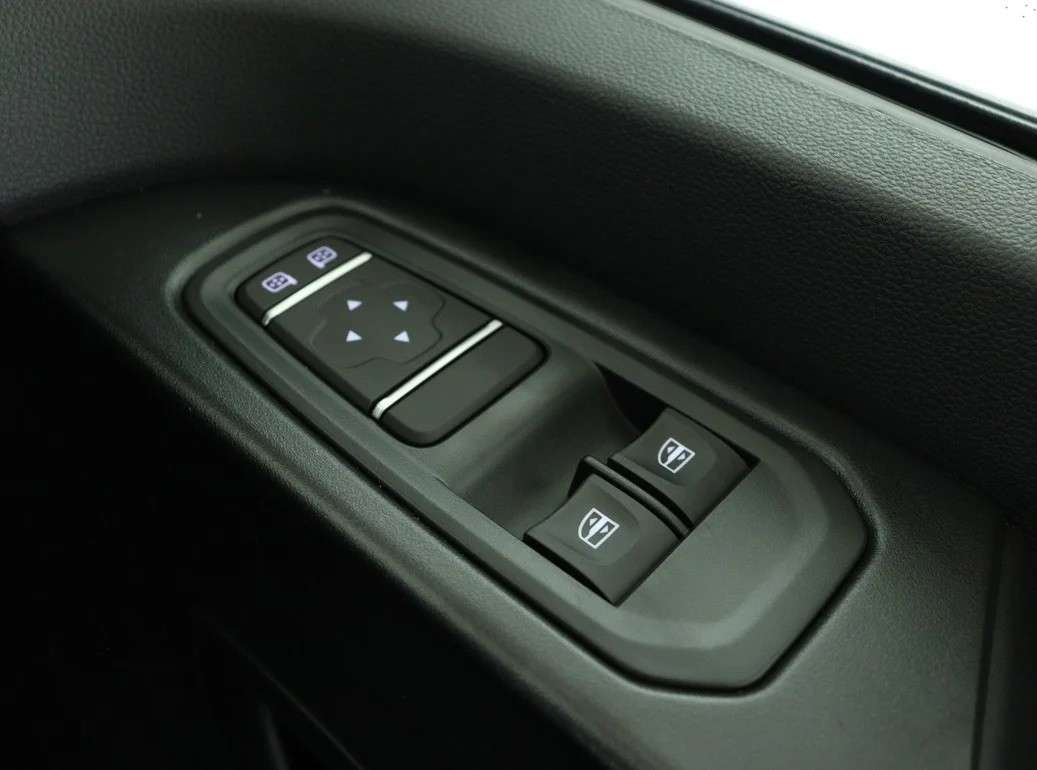 null RENAULT TRAFIC null RENAULT TRAFIC