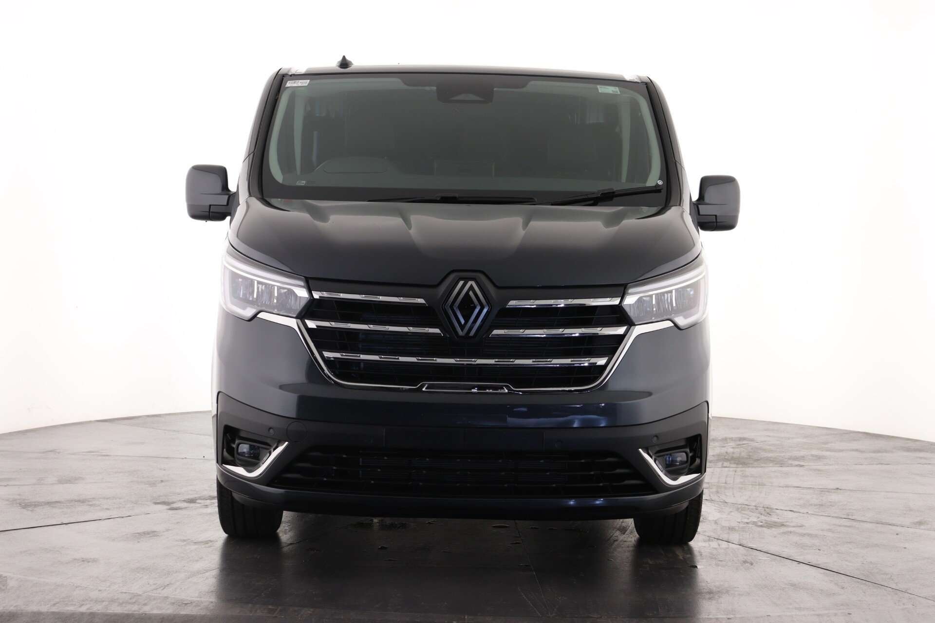 2025 RENAULT TRAFIC 2025 RENAULT TRAFIC