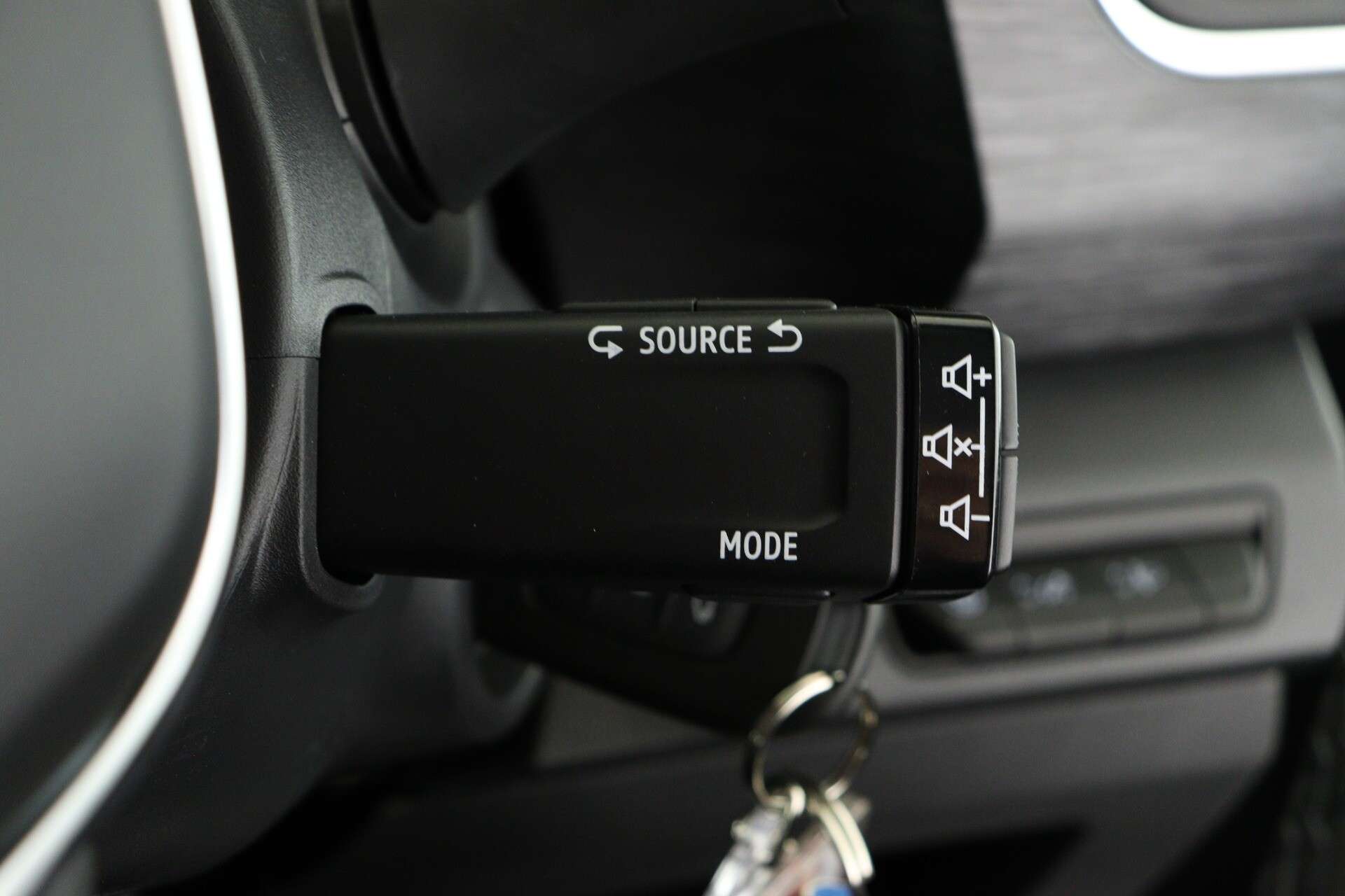 2025 RENAULT TRAFIC 2025 RENAULT TRAFIC