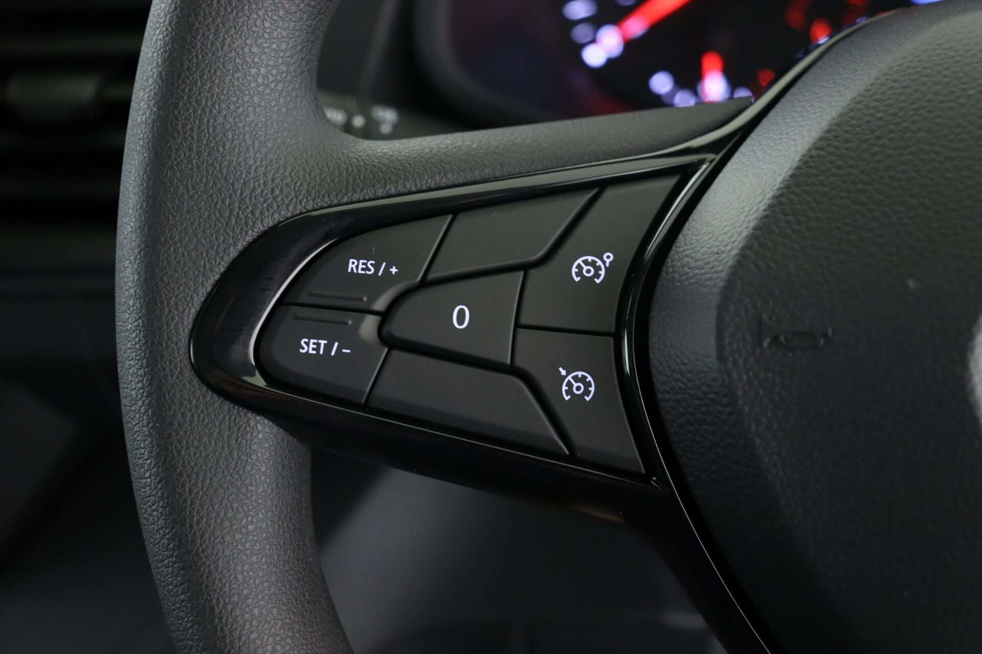 2024 RENAULT TRAFIC 2024 RENAULT TRAFIC