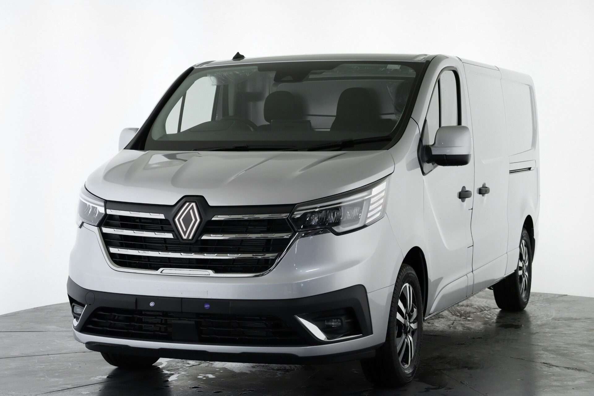 2025 RENAULT TRAFIC 2025 RENAULT TRAFIC