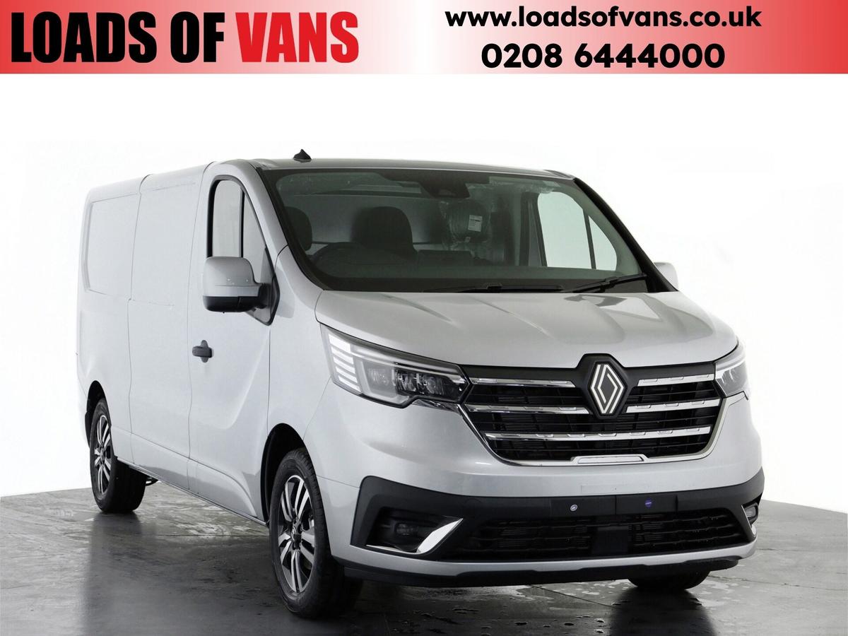 Check out this Renault Trafic 2025 Diesel Manual