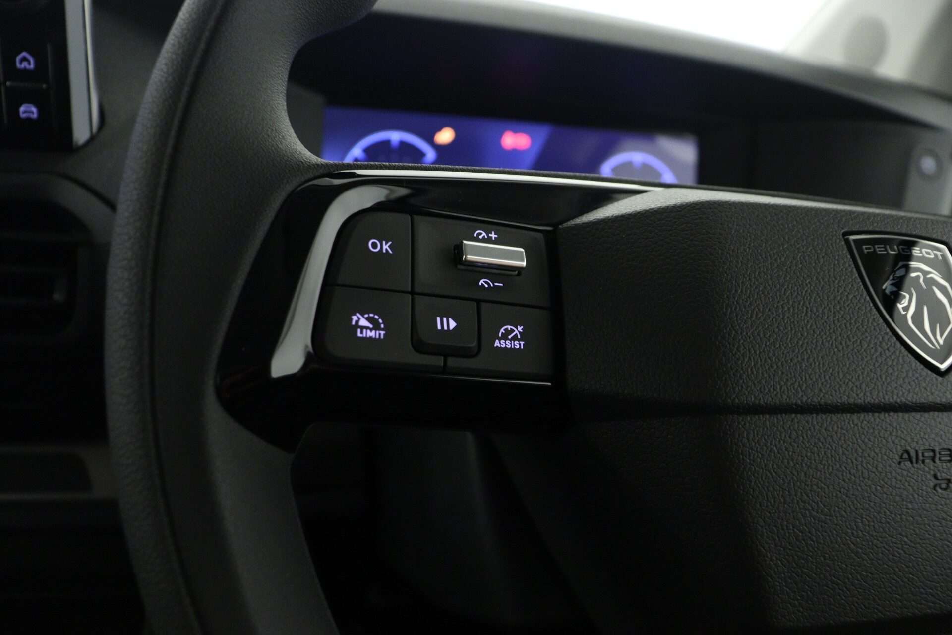 2025 PEUGEOT EXPERT 2025 PEUGEOT EXPERT