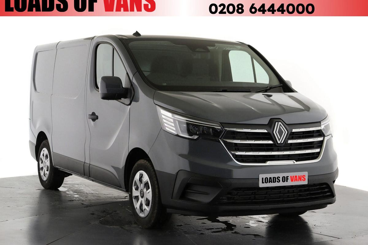 Check out this Renault Trafic 2025 Diesel Manual