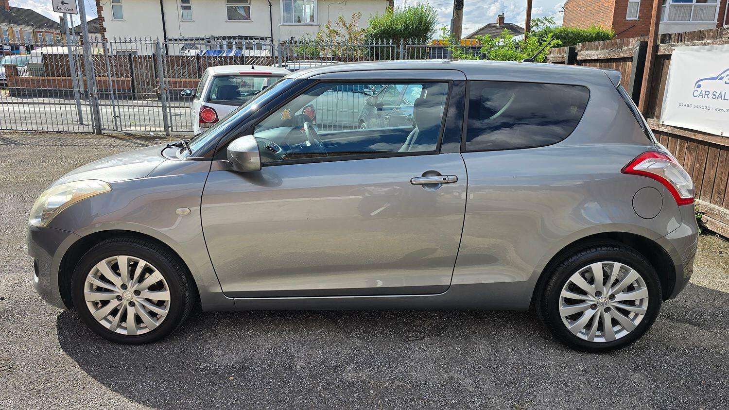 2010 SUZUKI SWIFT 2010 SUZUKI SWIFT