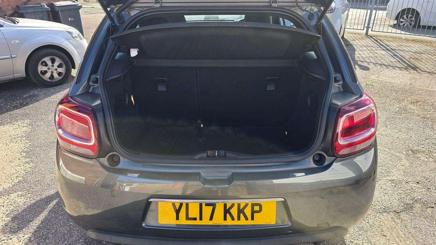 2017 DS AUTOMOBILES DS 3 2017 DS AUTOMOBILES DS 3