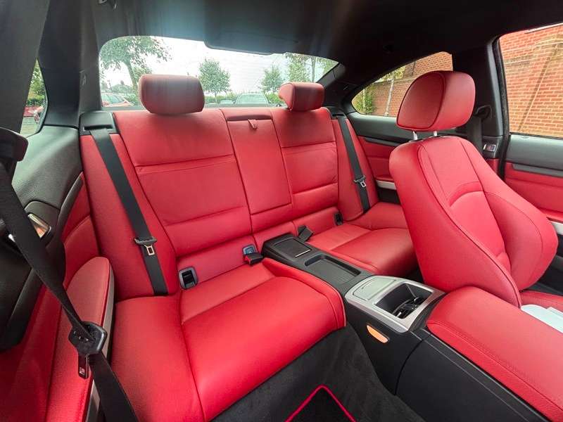 2011 BMW 3 SERIES 2011 BMW 3 SERIES