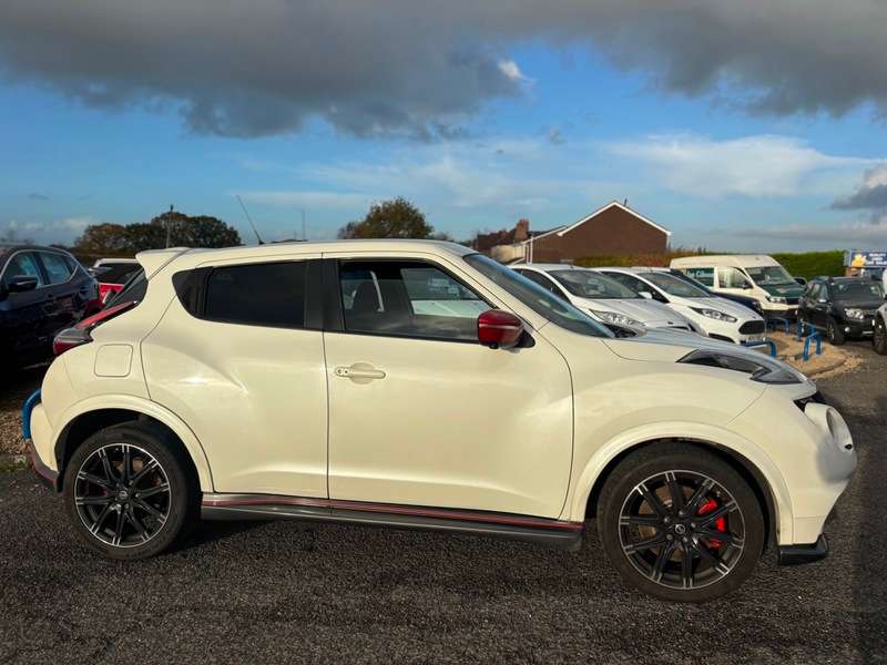 null NISSAN JUKE null NISSAN JUKE