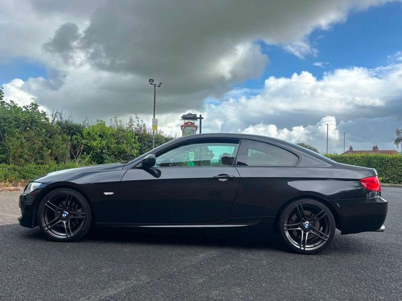 2011 BMW 3 SERIES 2011 BMW 3 SERIES