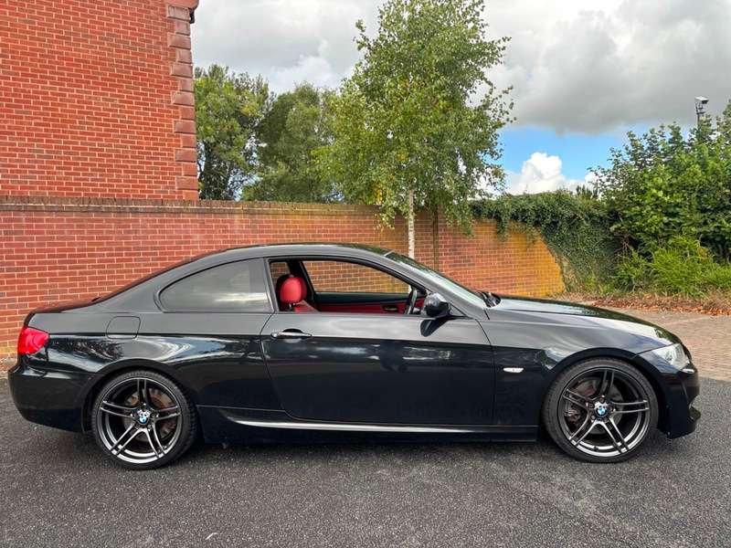 2011 BMW 3 SERIES 2011 BMW 3 SERIES