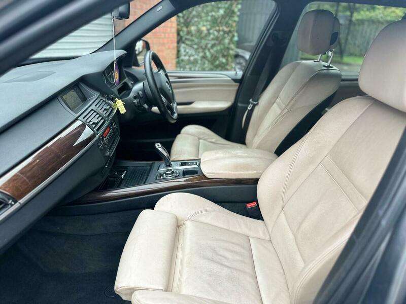 2011 BMW X5 2011 BMW X5