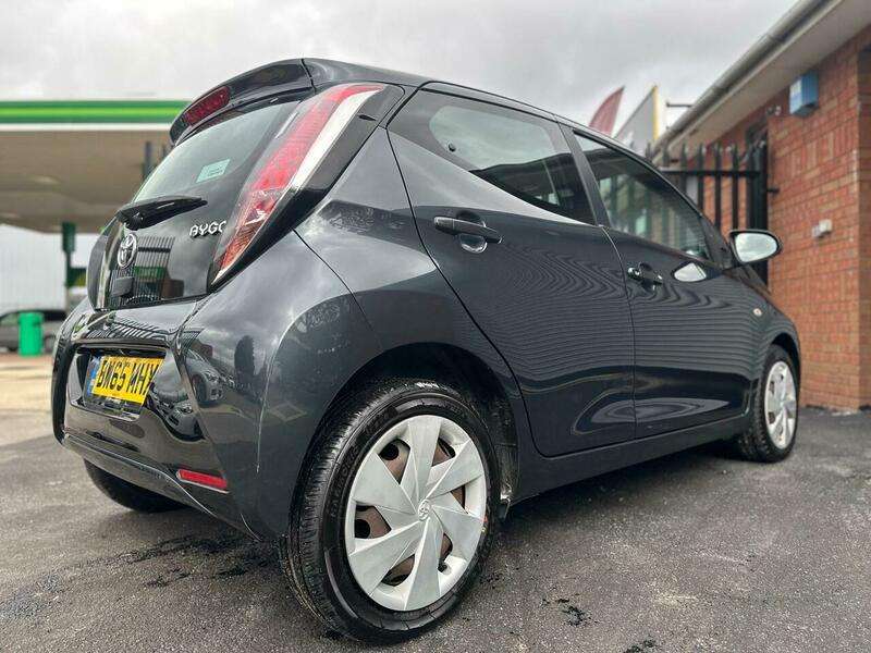 2016 TOYOTA AYGO 2016 TOYOTA AYGO