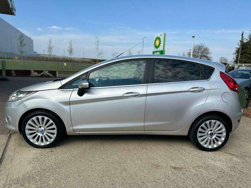 2009 FORD FIESTA 2009 FORD FIESTA
