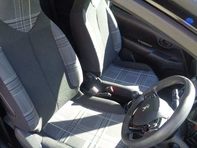 2017 PEUGEOT 108 2017 PEUGEOT 108