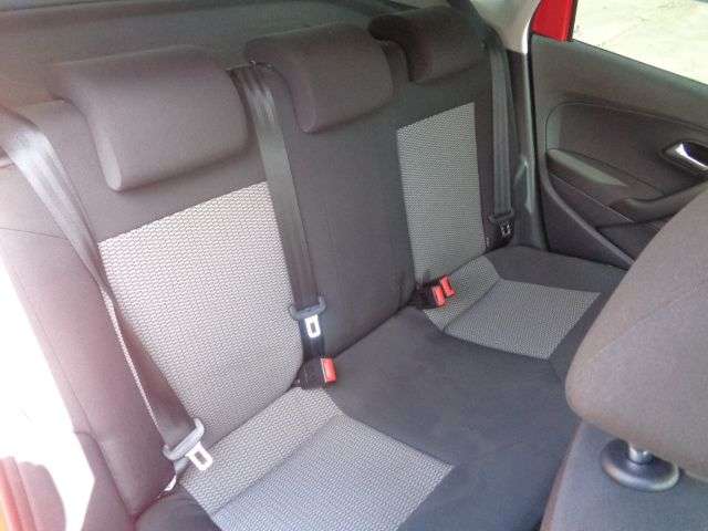 2011 VOLKSWAGEN POLO 2011 VOLKSWAGEN POLO