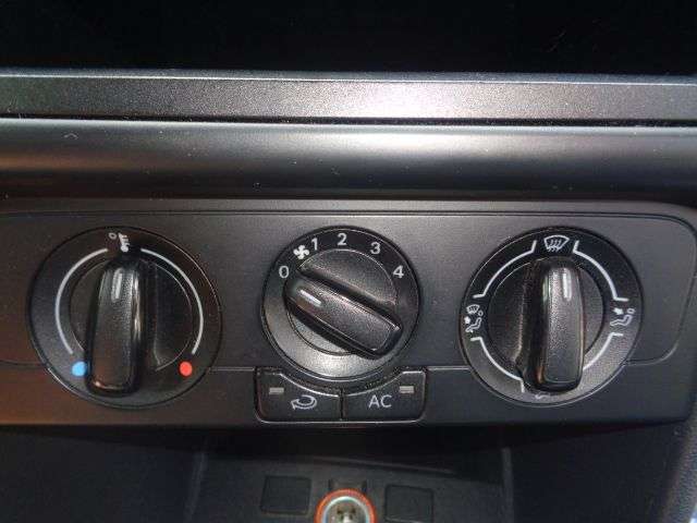 2011 VOLKSWAGEN POLO 2011 VOLKSWAGEN POLO