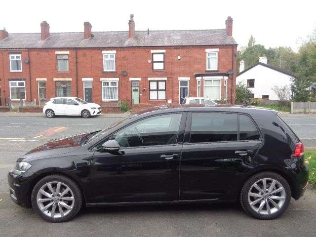 2018 VOLKSWAGEN GOLF 2018 VOLKSWAGEN GOLF