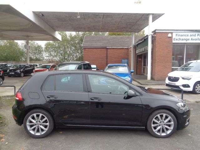 2018 VOLKSWAGEN GOLF 2018 VOLKSWAGEN GOLF