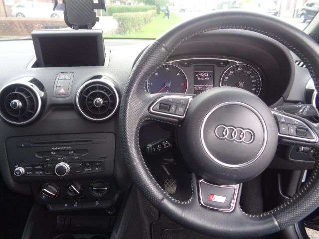 2014 AUDI A1 2014 AUDI A1