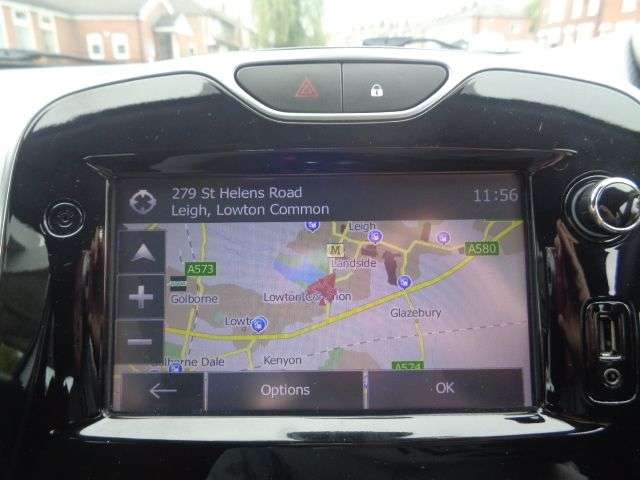 2015 RENAULT CLIO 2015 RENAULT CLIO