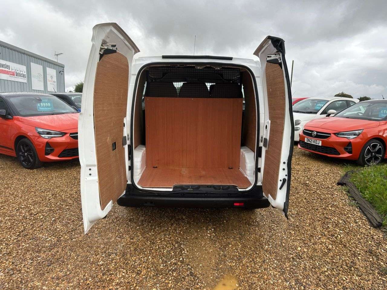 2018 NISSAN NV200 2018 NISSAN NV200