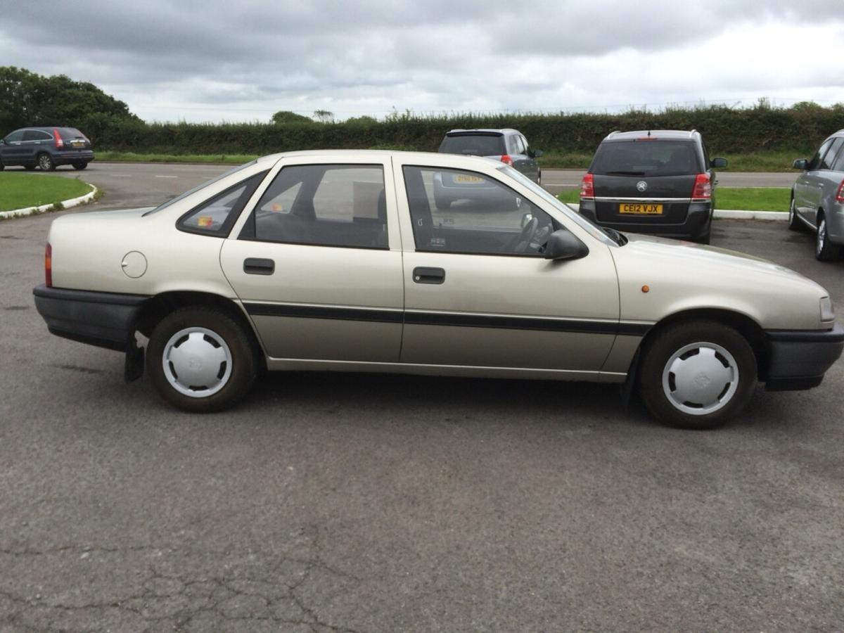 Check out this Vauxhall Cavalier 1990 Petrol Manual