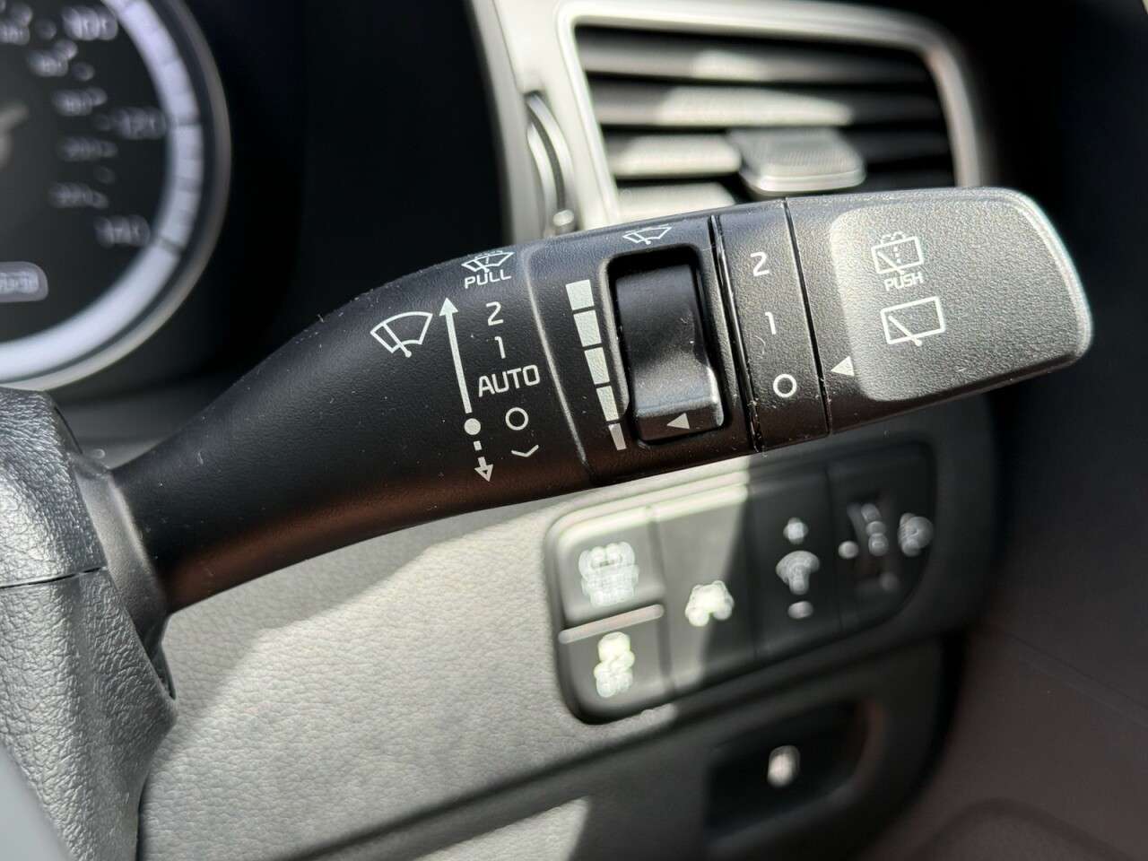 2017 KIA NIRO 2017 KIA NIRO