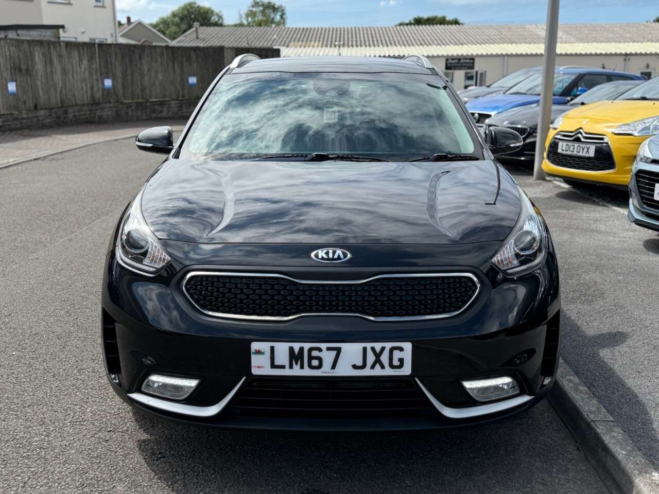 2017 KIA NIRO 2017 KIA NIRO