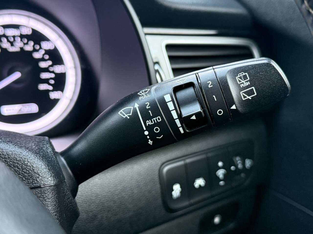 2016 KIA NIRO 2016 KIA NIRO