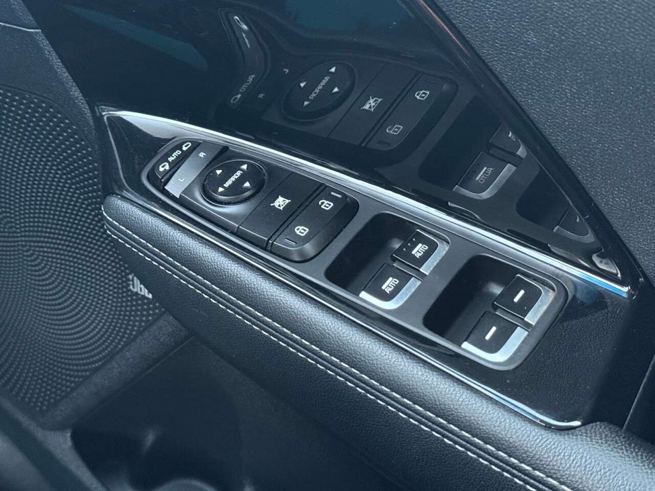 2016 KIA NIRO 2016 KIA NIRO