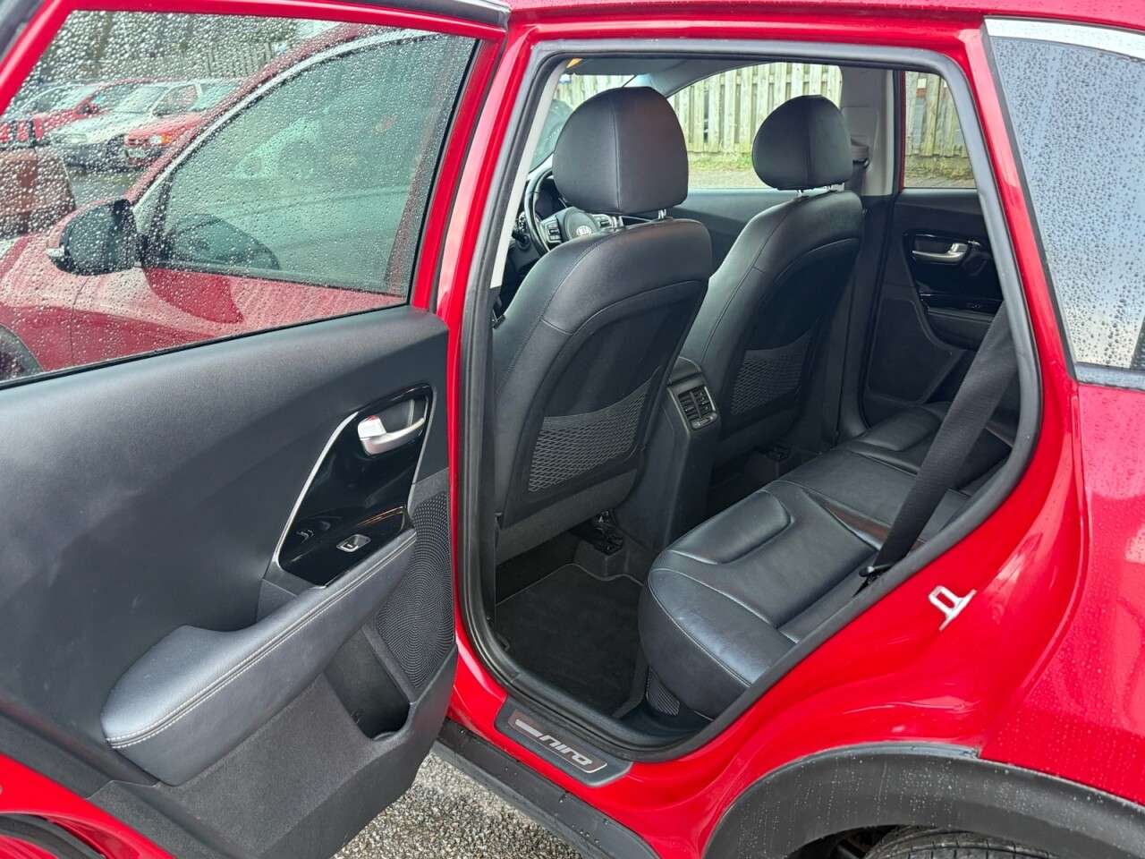 2016 KIA NIRO 2016 KIA NIRO