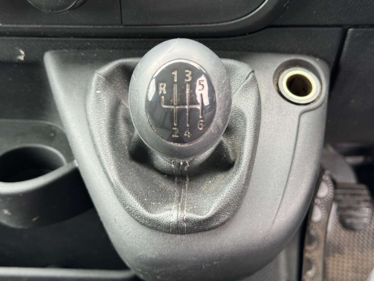 2012 RENAULT TRUCKS MASTER 2012 RENAULT TRUCKS MASTER