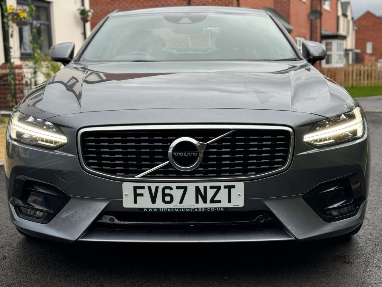 2018 VOLVO S90 2018 VOLVO S90