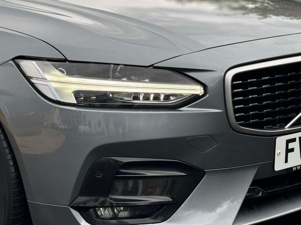 2018 VOLVO S90 2018 VOLVO S90