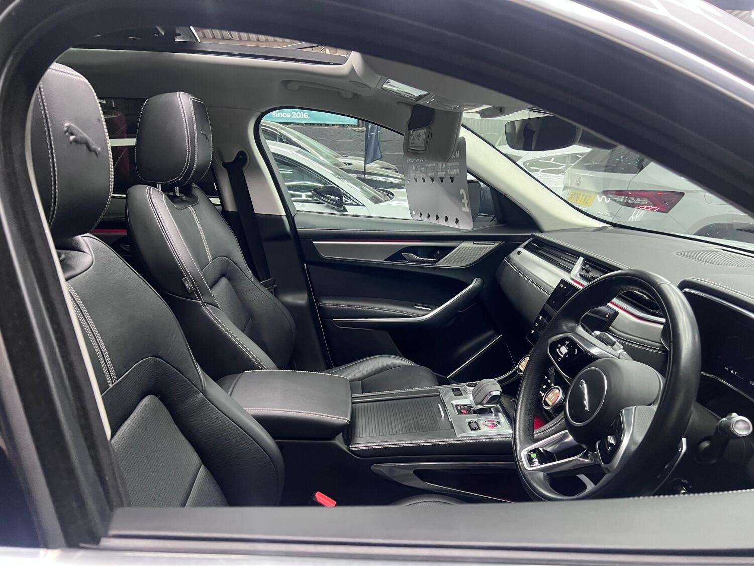 2021 JAGUAR F-PACE 2021 JAGUAR F-PACE