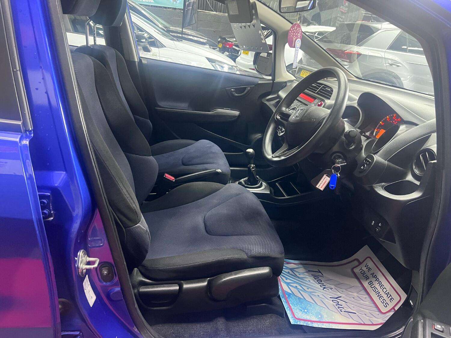 2011 HONDA JAZZ 2011 HONDA JAZZ
