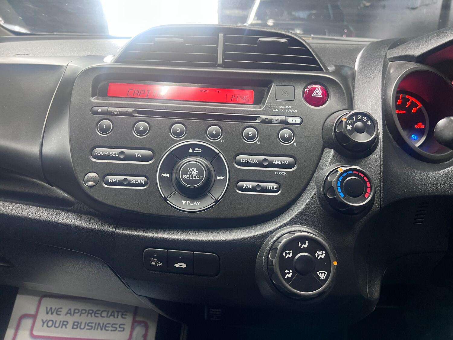 2011 HONDA JAZZ 2011 HONDA JAZZ