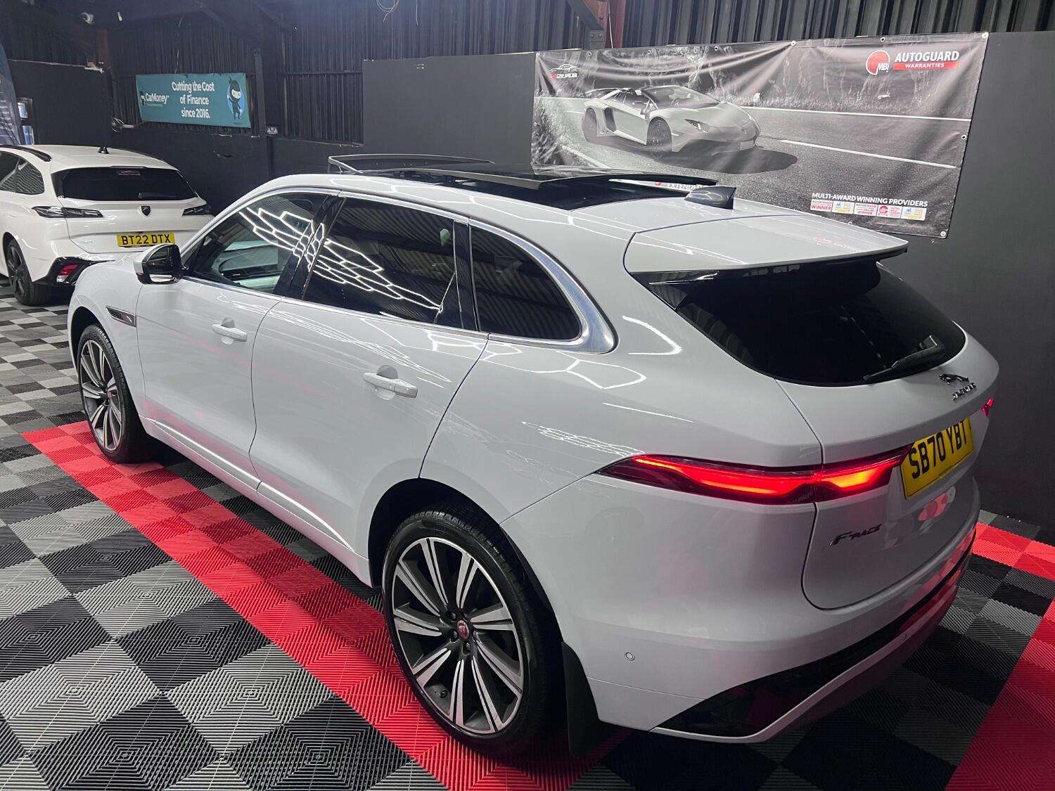 2021 JAGUAR F-PACE 2021 JAGUAR F-PACE
