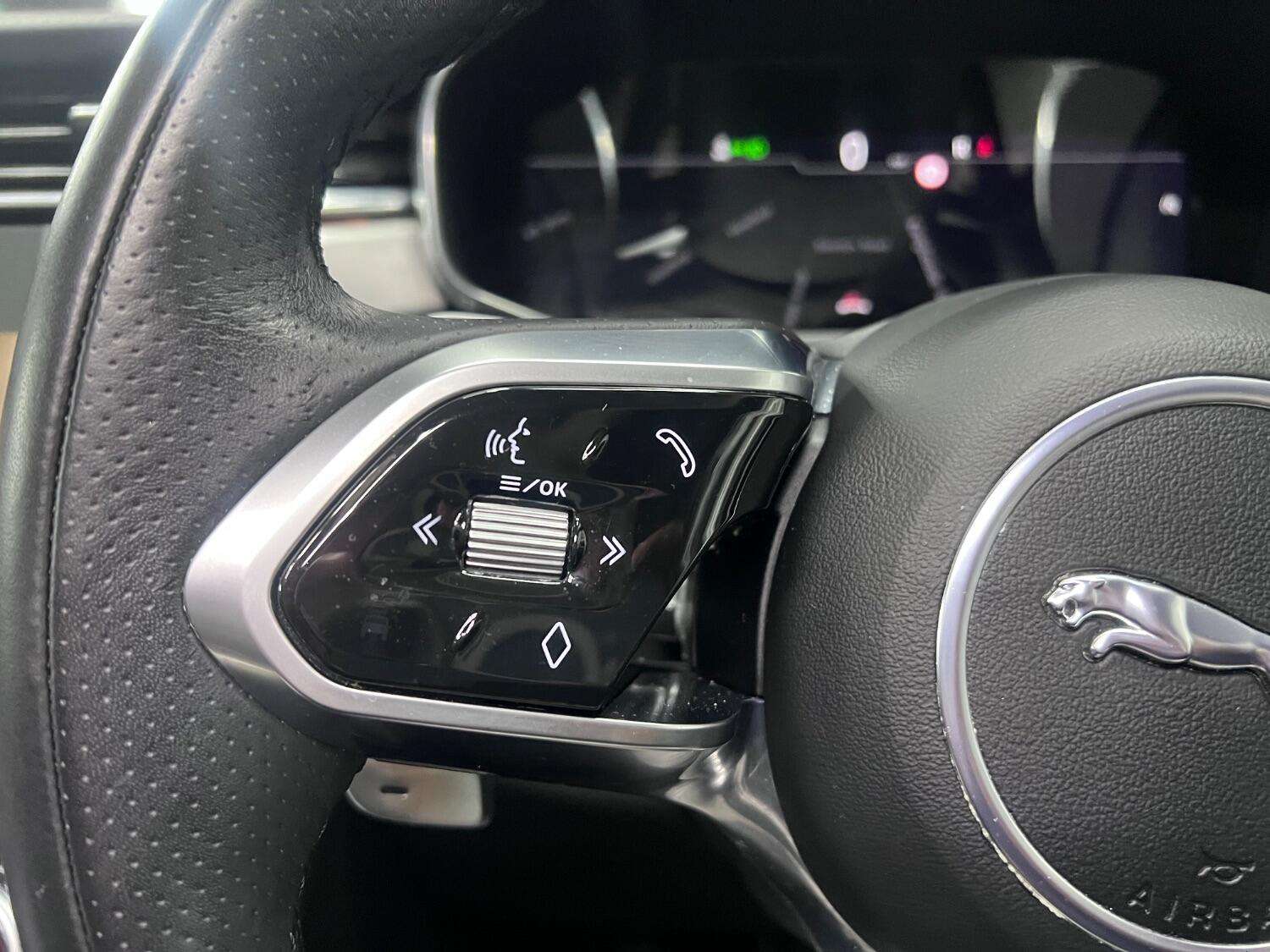 2021 JAGUAR F-PACE 2021 JAGUAR F-PACE